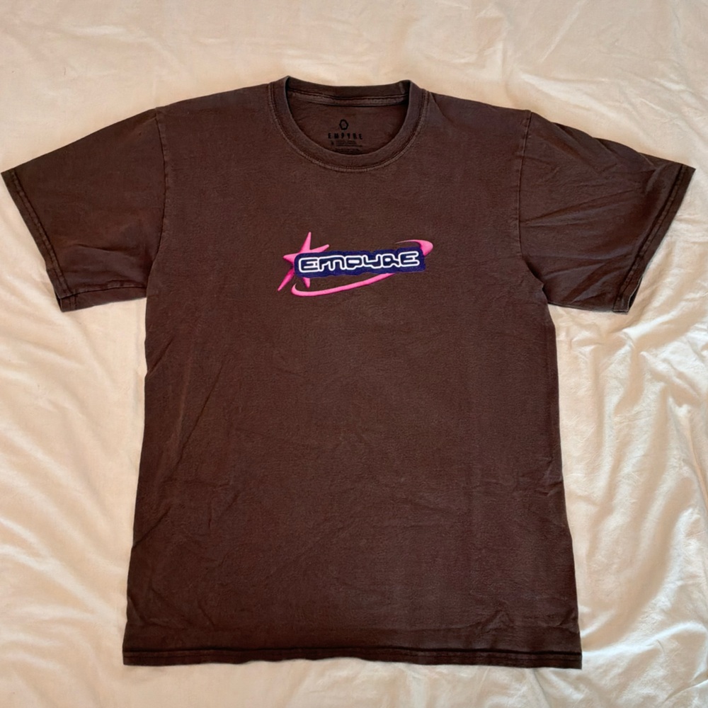 Empyre Graphic Tee Unisex M